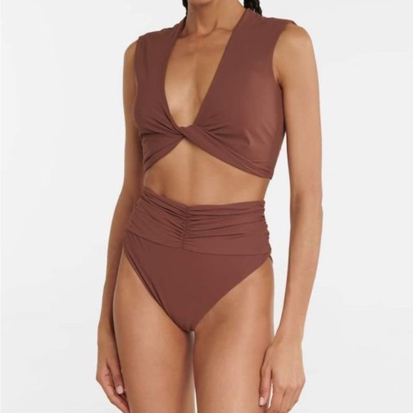 MAGDA BUTRYM
NEW High-rise ruched bikini bottoms size 42/8 - Picture 3 of 5